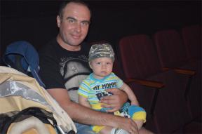 Семья Дорохиных приехала на фестиваль с маленьким сынишкой Кириллом